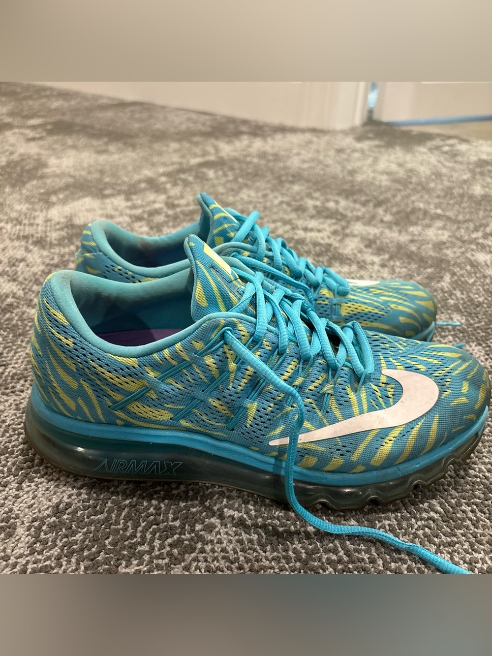 Nike Air Max 2016 Confetti Print Athletic Shoes Womens U.S. 9.5